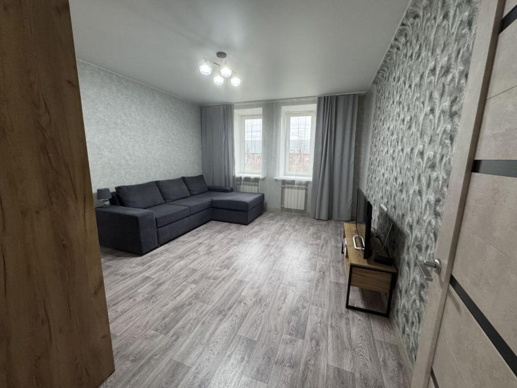 Купить квартиру за 3 350 000 рублей на Московская 1-я ул, 28