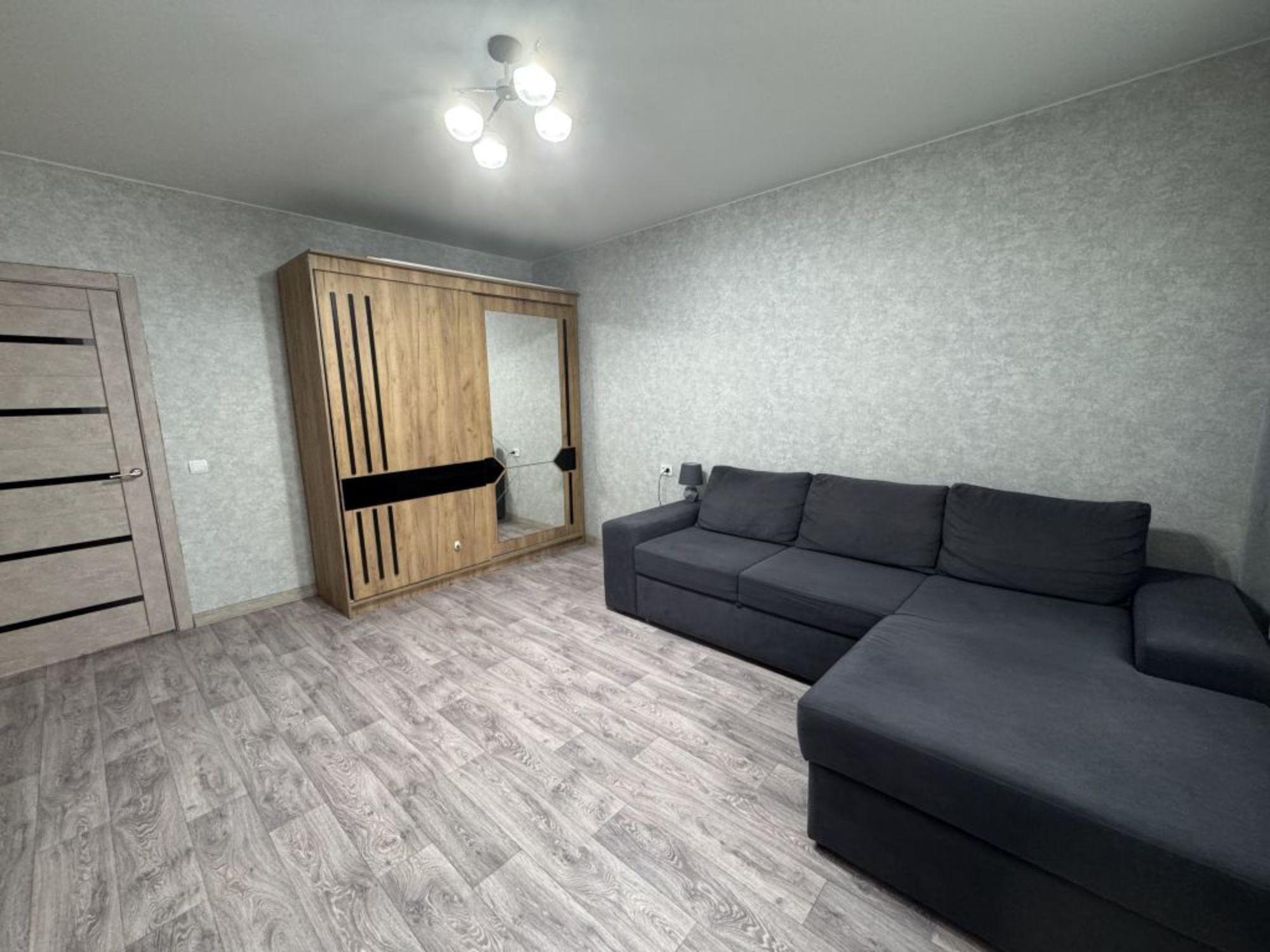 Купить квартиру за 3 350 000 рублей на Московская 1-я ул, 28