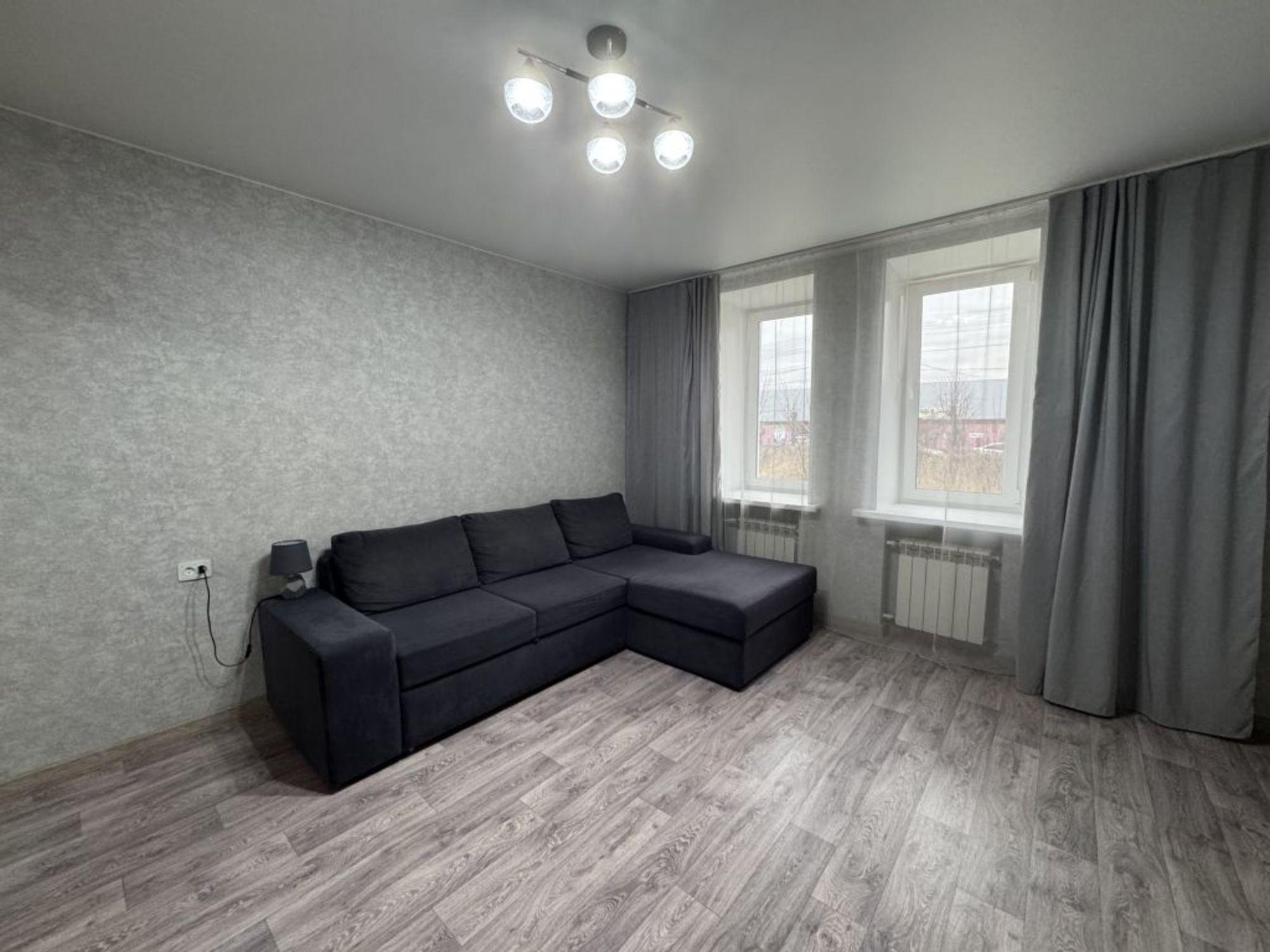 Купить квартиру за 3 350 000 рублей на Московская 1-я ул, 28