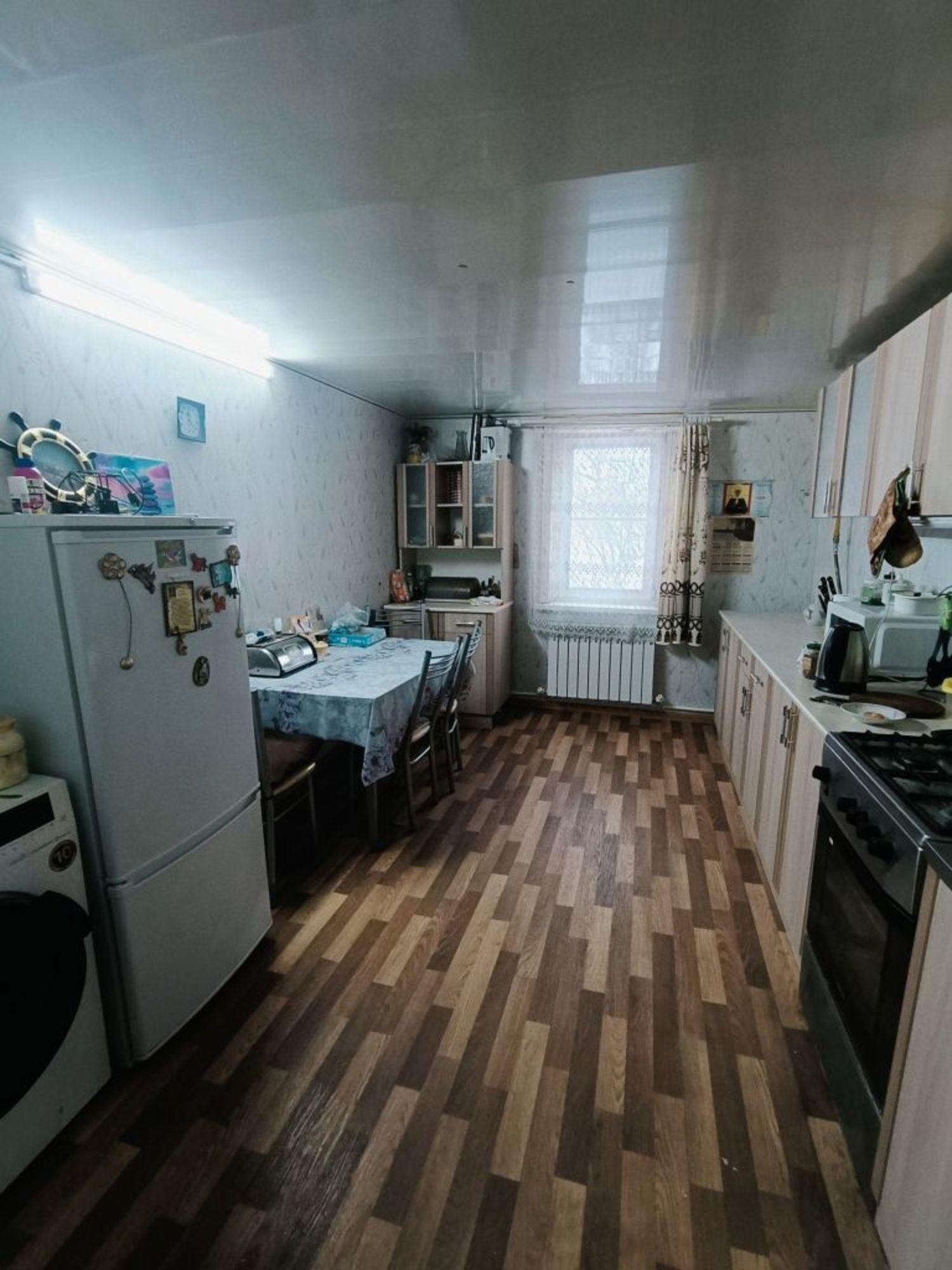Купить дачу, дом, коттедж за 3 900 000 рублей на Текстильная 1-я ул, 15
