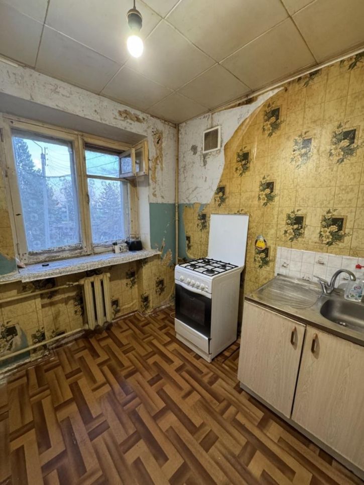 2-комн квартира Московская 1-я ул, 23