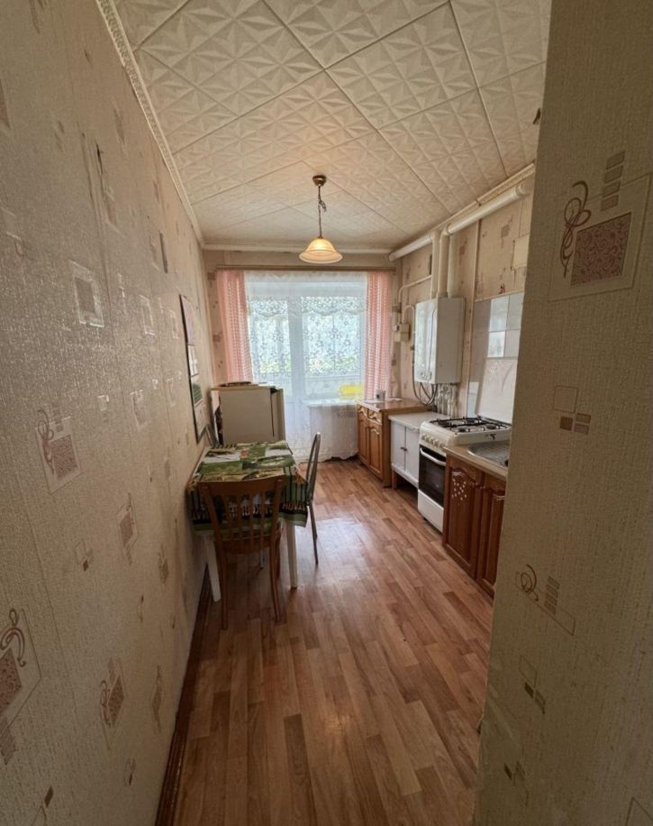 3-комн квартира Кирова ул, 33