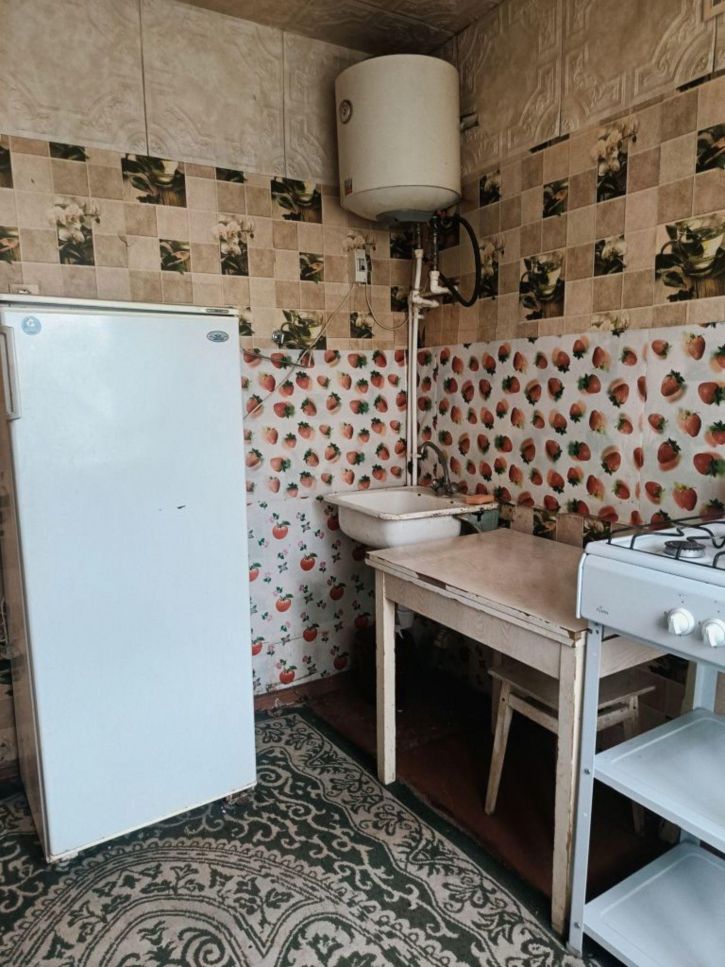 1-комн квартира Строителей ул, 6