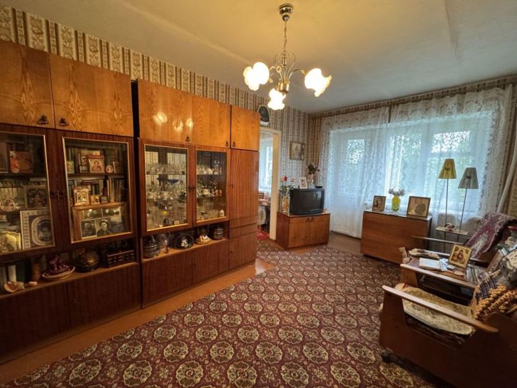 2-комн квартира Свердлова ул, 107