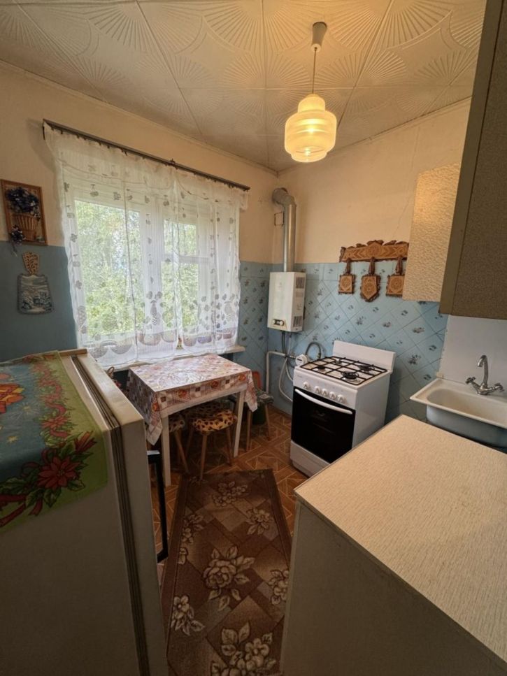 2-комн квартира Свердлова ул, 107