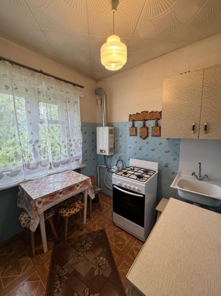 2-комн квартира Свердлова ул, 107
