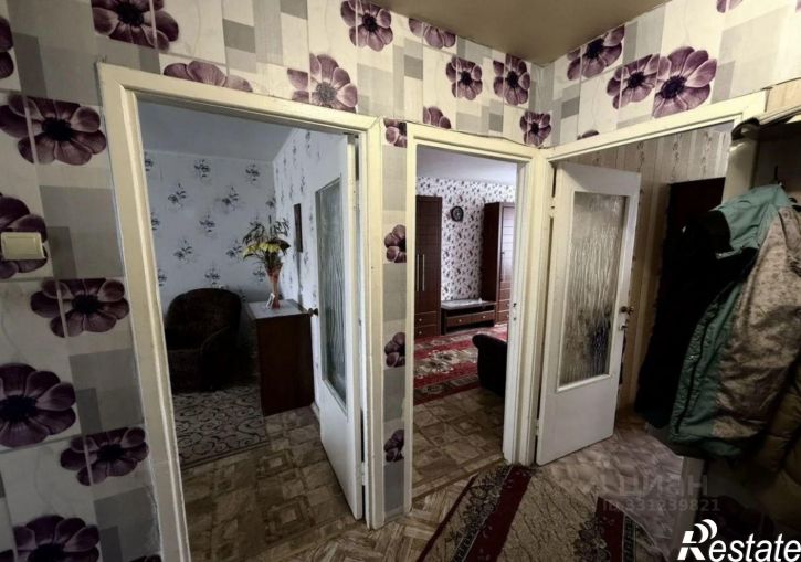3-комн квартира ул Аникина, 1,  д. 1