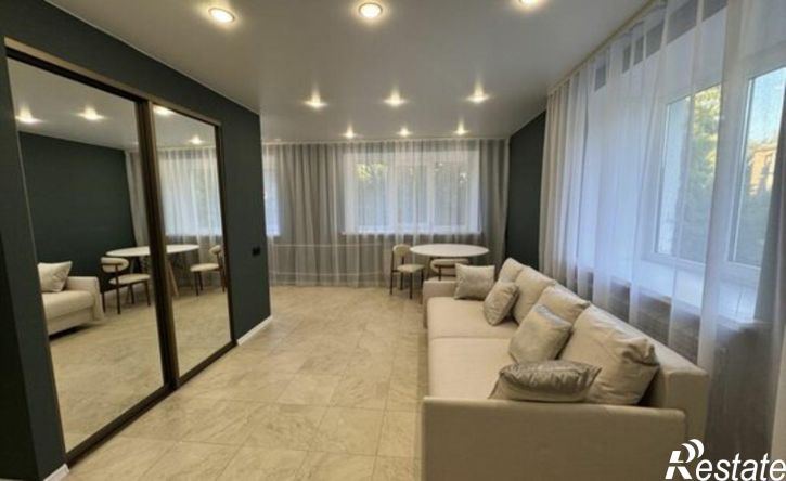 1-комн квартира улица Свердлова, 111,  д. 111
