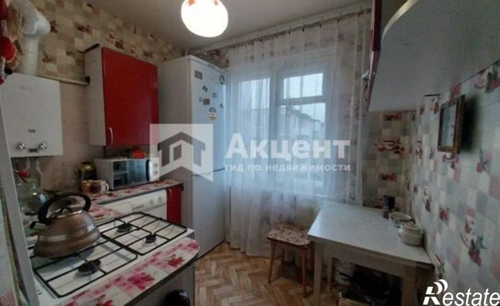 3-комн квартира ул Аникина, 1,  д. 1