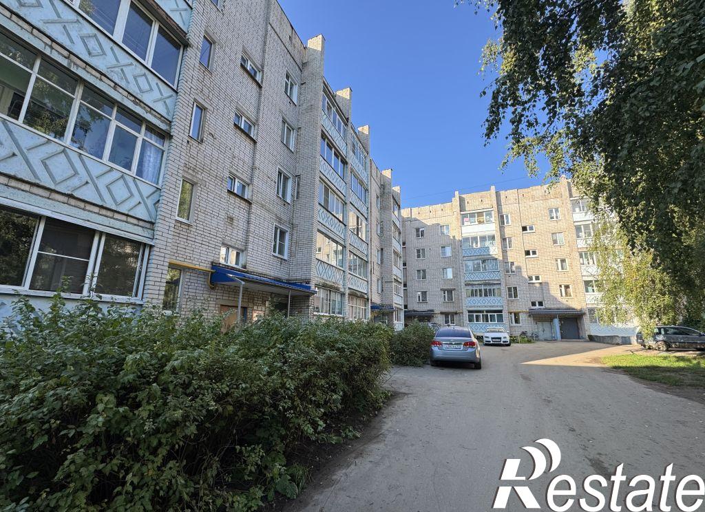 Купить квартиру за 5 570 000 рублей на Генерала Белова ул, 31