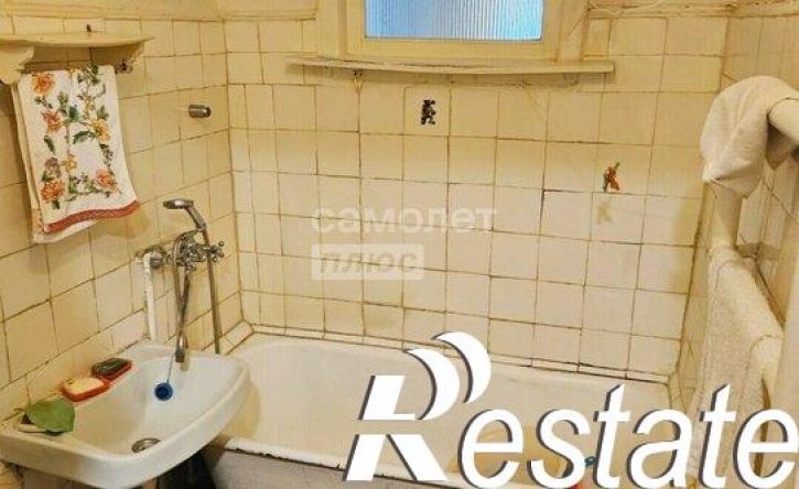 2-комн квартира улица Генерала Белова, 18 к2,  д. 18 к2