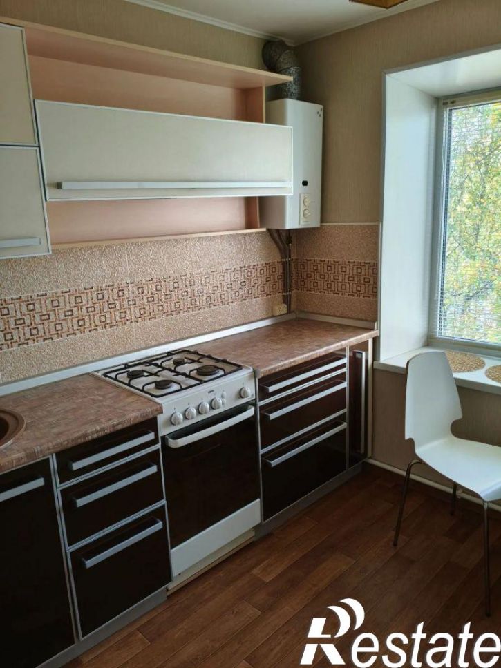 1-комн квартира Кооперативная ул, 19