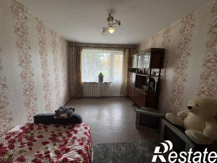 1-комн квартира Строителей ул, 7
