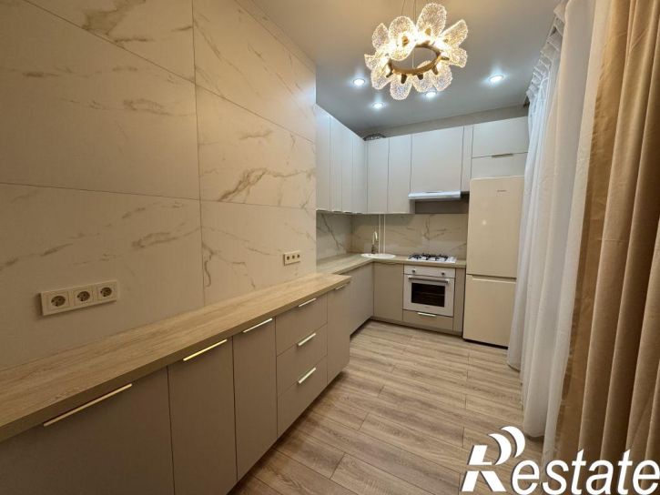 3-комн квартира Васильевская ул, 6