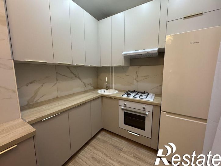 3-комн квартира Васильевская ул, 6